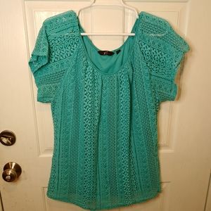 Grow Women's Plus teal crochet short sleeve shirt